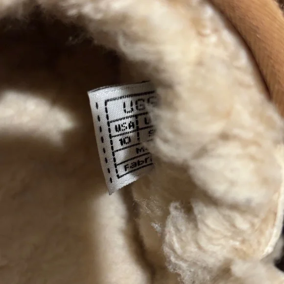 UGG Tan Sheepskin Romeo Men's Slipper Sz 10 - Picture 7 of 7